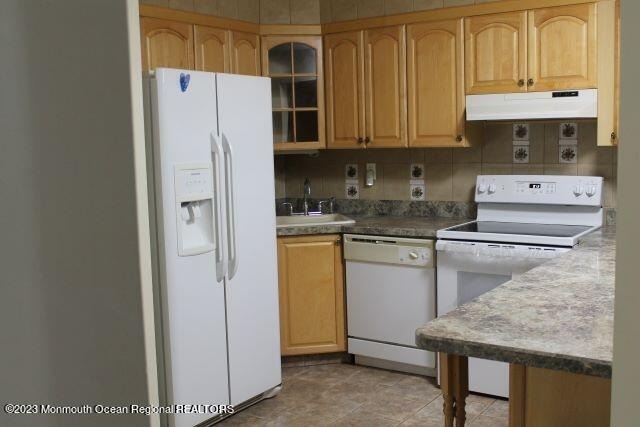 134 Amberly Drive - Photo 1