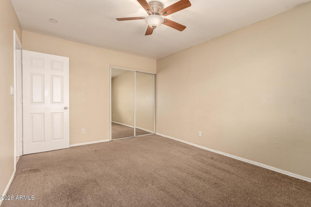 3613 S Kenneth Place - Photo 11