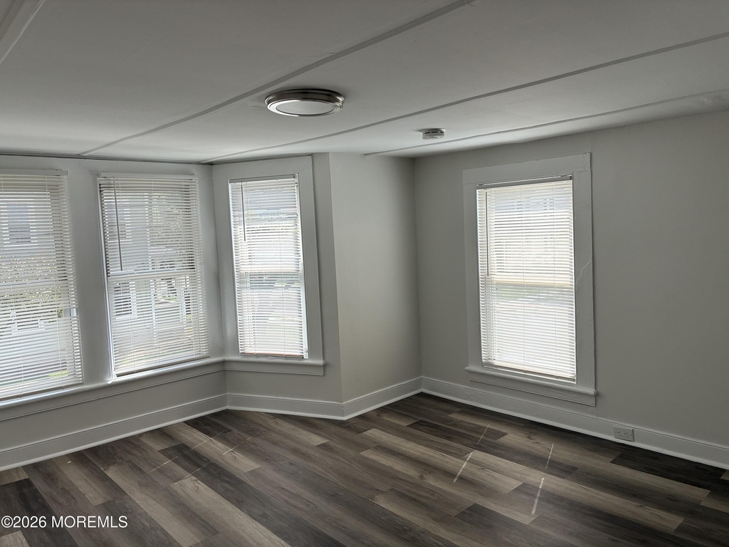33 Washington Street - Photo 6