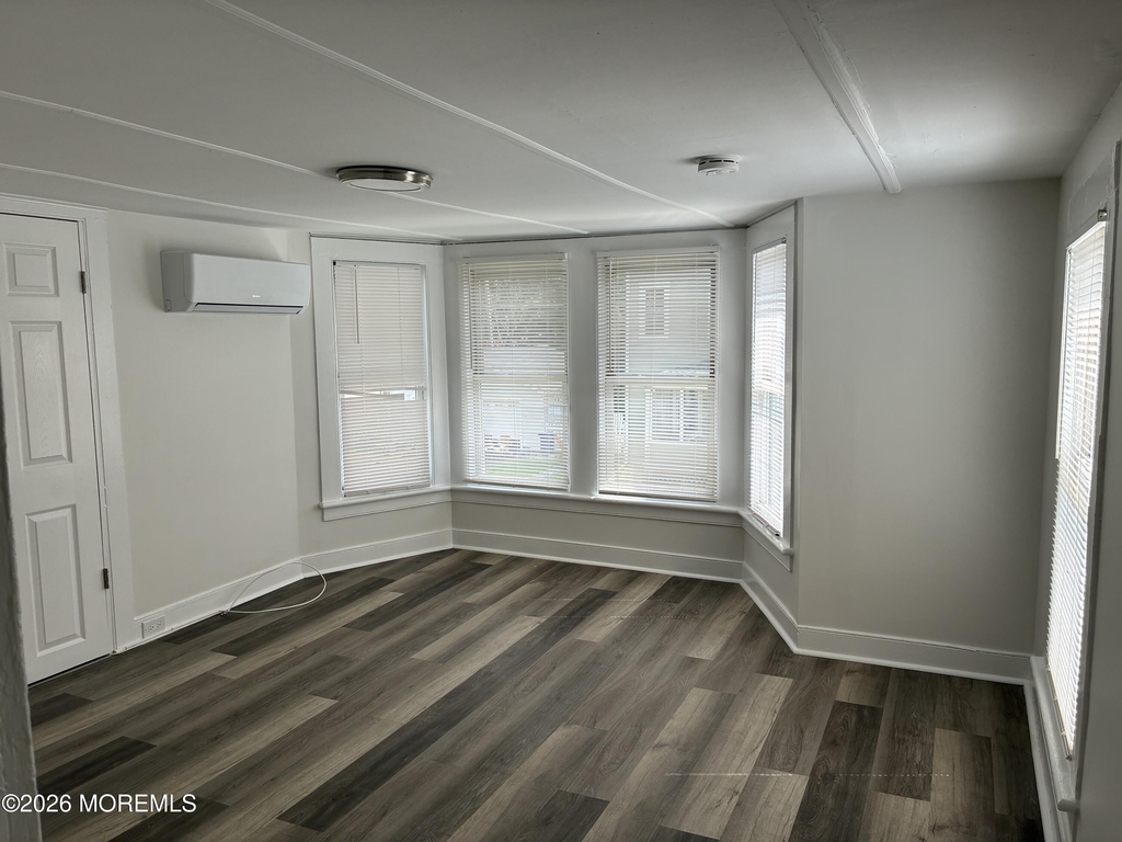 33 Washington Street - Photo 7