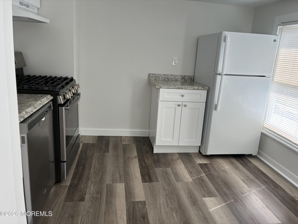 33 Washington Street - Photo 3