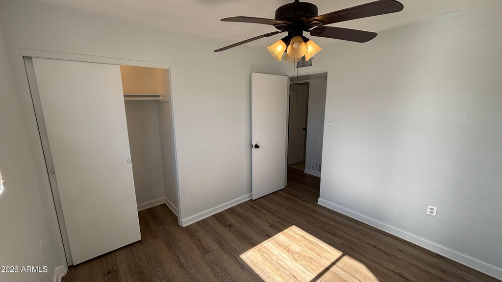 1000 W Elna Rae Street - Photo 9