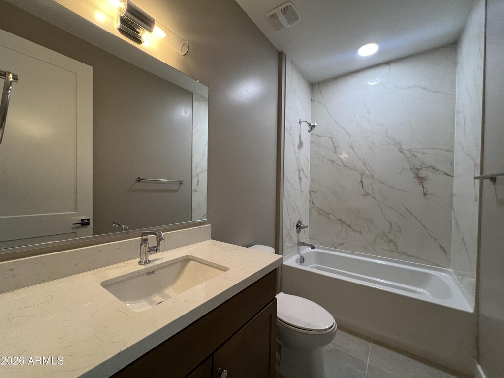 1017 E Pasadena Avenue - Photo 17
