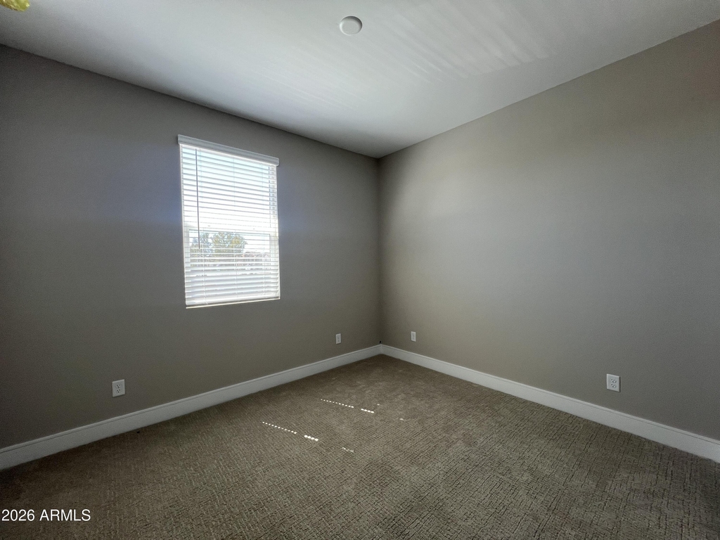 1015 E Pasadena Avenue - Photo 15