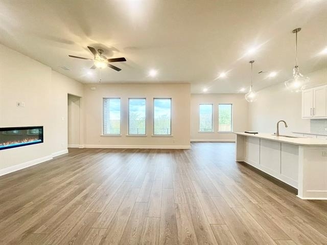 1632 Estivella Drive - Photo 2