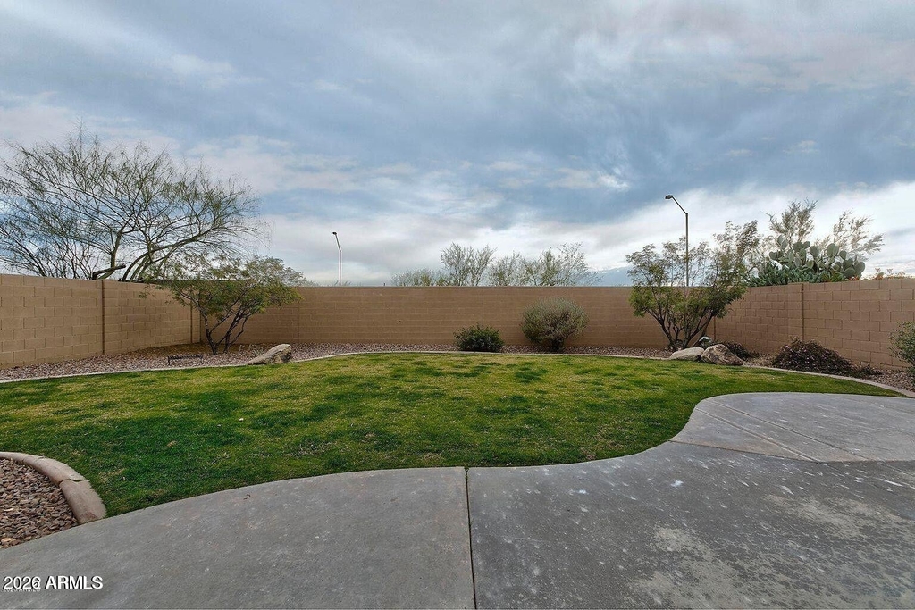 2023 W Shackleton Drive - Photo 9