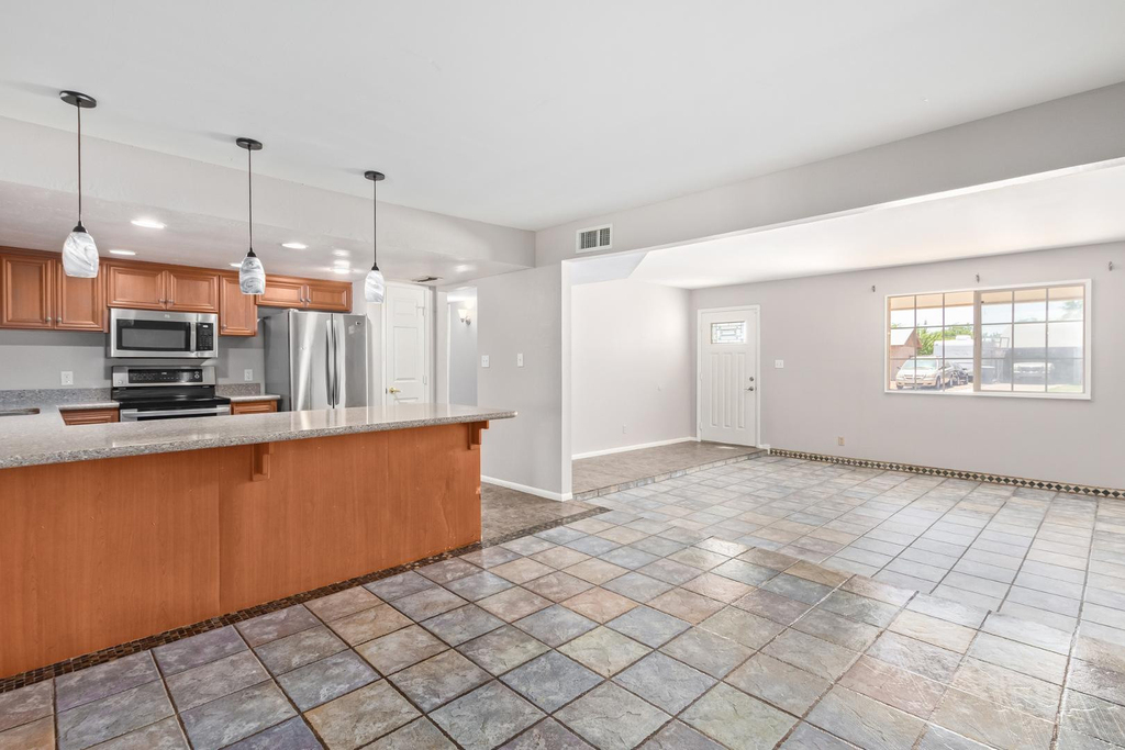 1918 E Palmcroft Drive - Photo 101