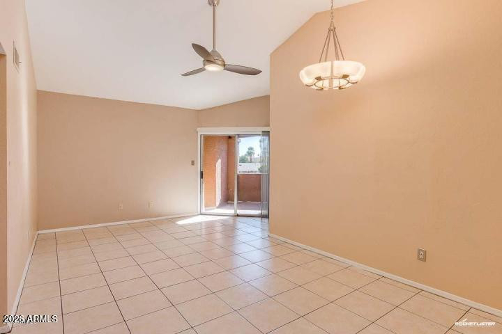 1402 S Jentilly Lane - Photo 3