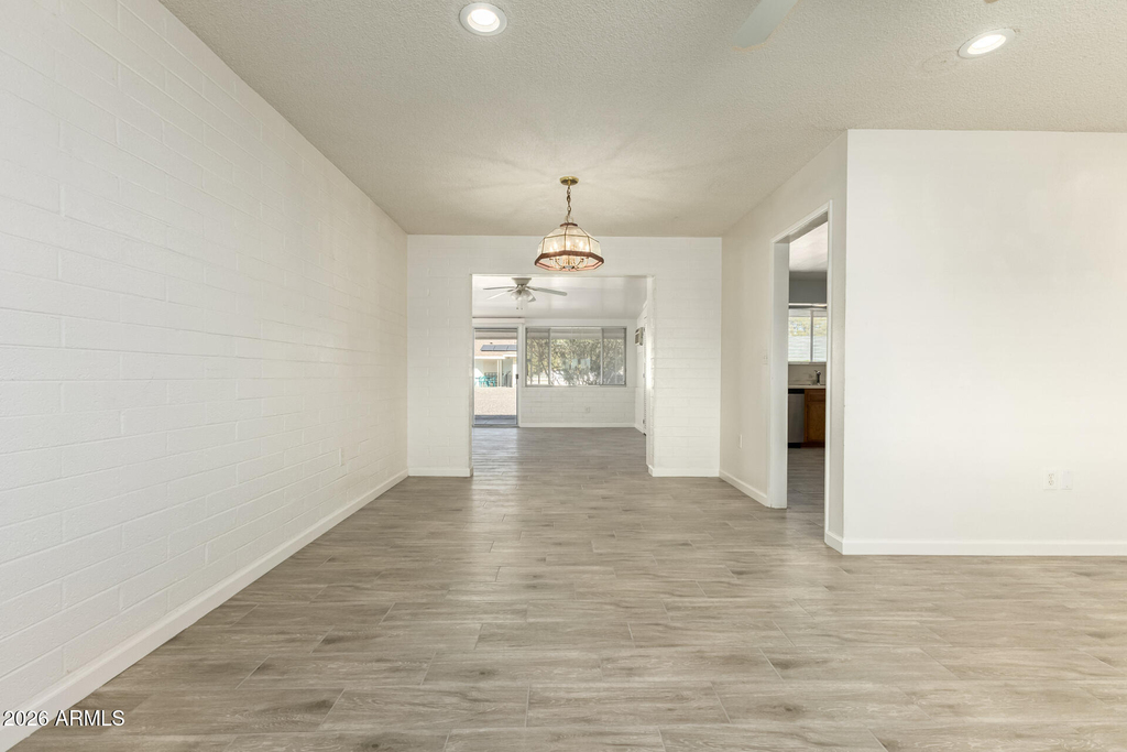 11014 W Cheryl Drive - Photo 7