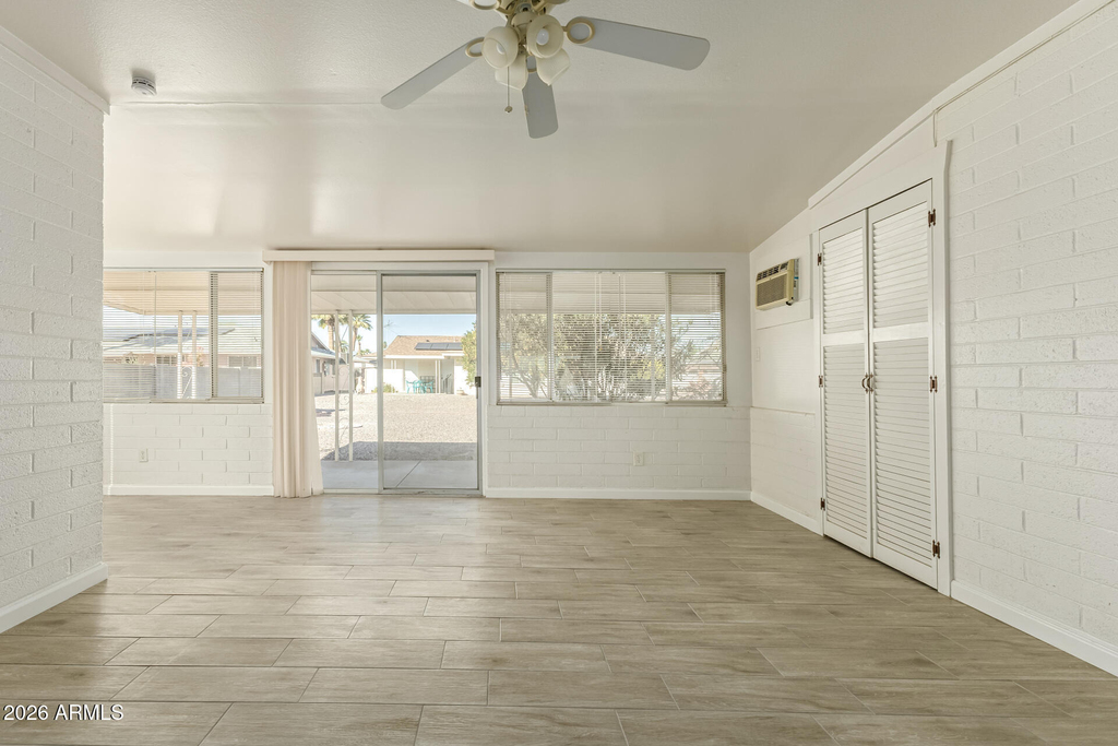 11014 W Cheryl Drive - Photo 8