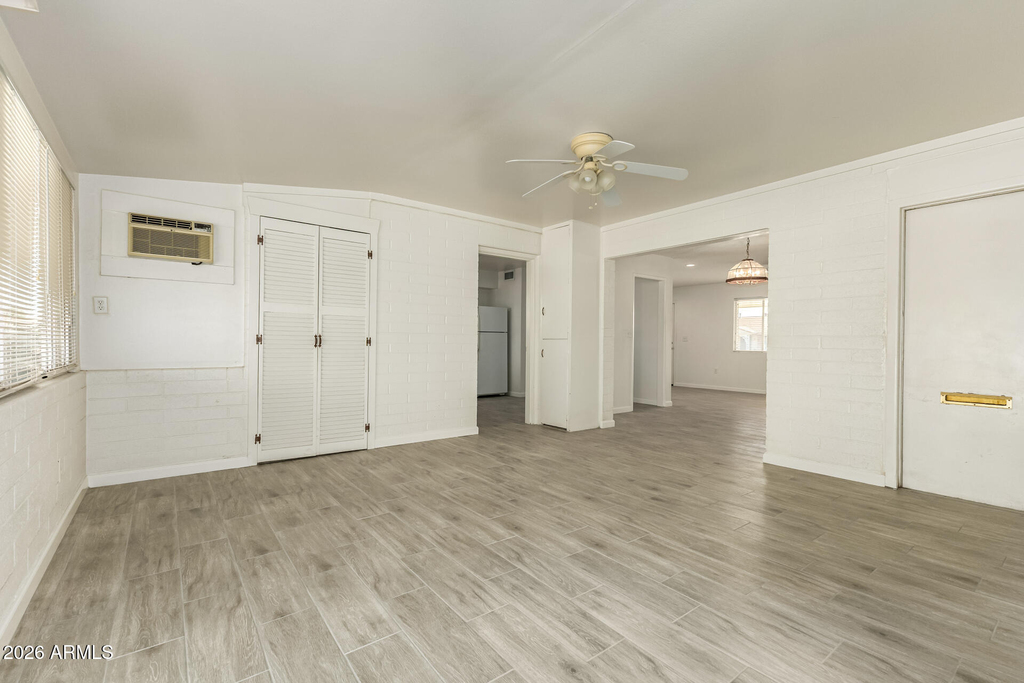 11014 W Cheryl Drive - Photo 10