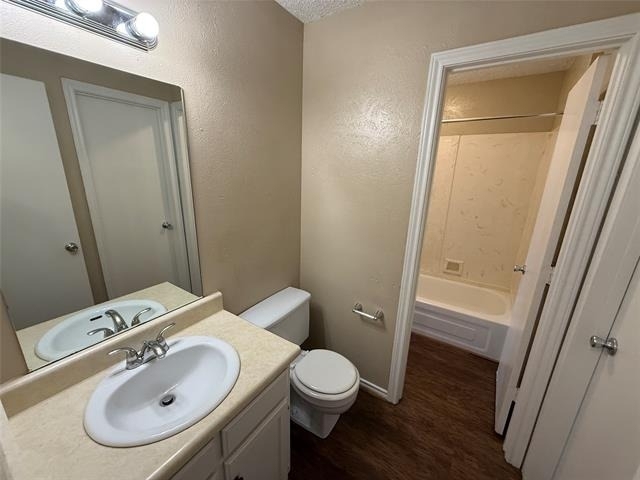 611 W Gilmer Street - Photo 14