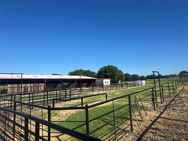377 Private Rd. 3249 - Photo 22