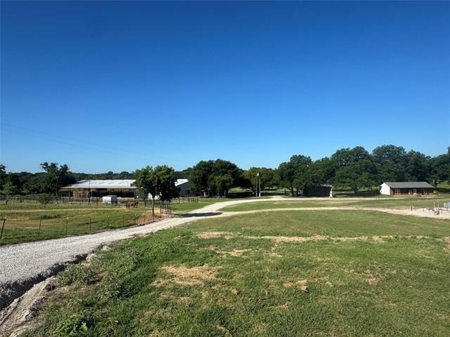 377 Private Rd. 3249 - Photo 2