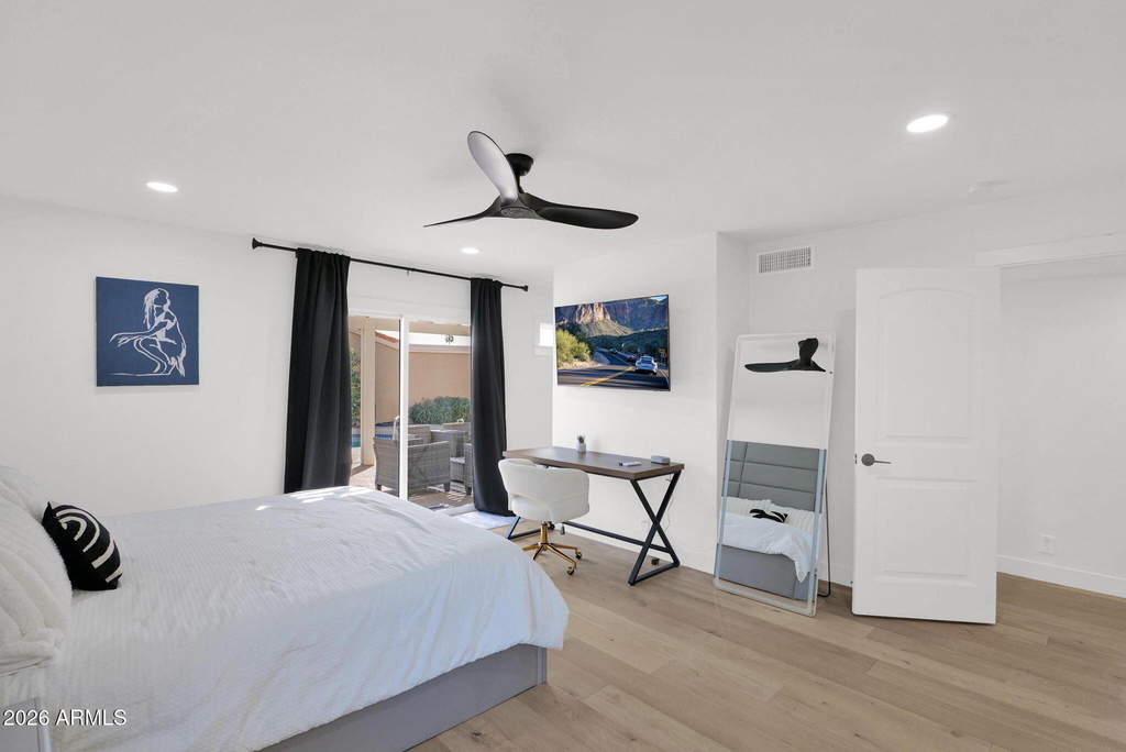 7629 N Via De Los Ninos -- - Photo 15