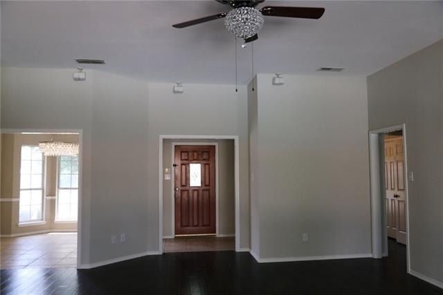 1402 White Wing Court - Photo 9