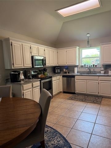 1402 White Wing Court - Photo 6
