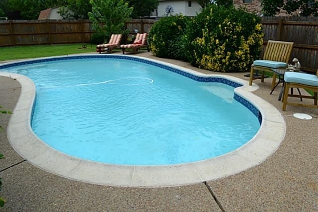 1402 White Wing Court - Photo 1
