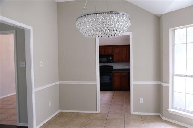 1402 White Wing Court - Photo 4