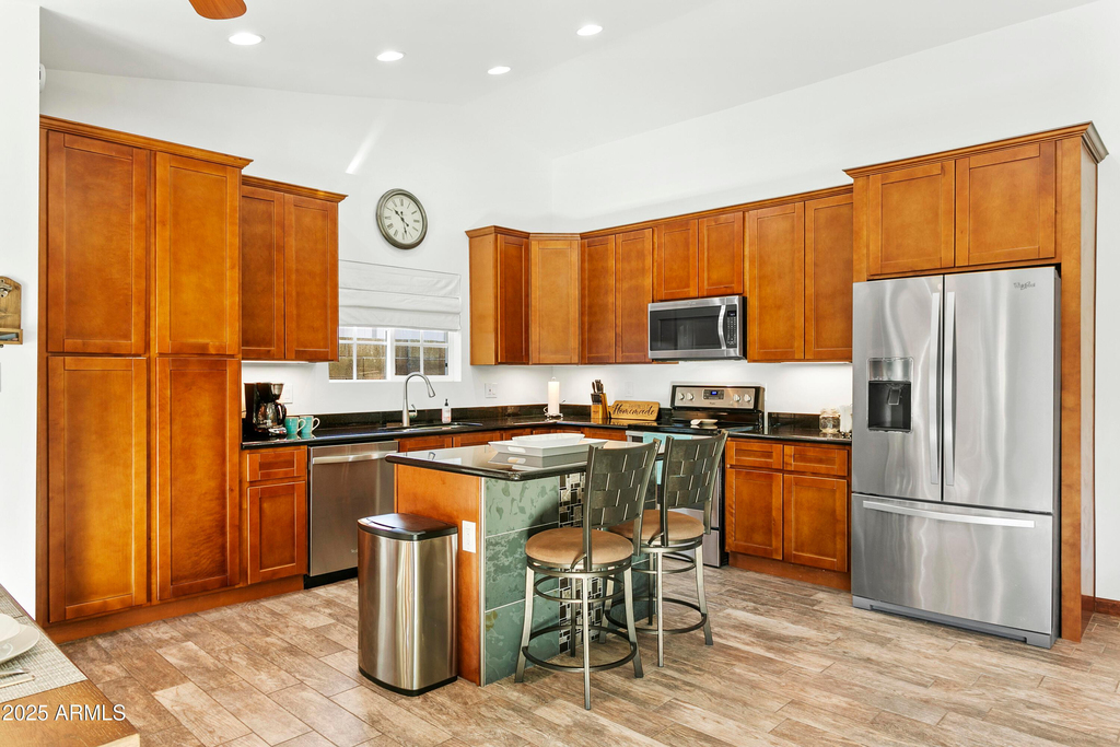 2707 E Louise Drive - Photo 3