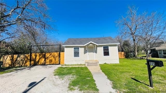 111 Rousseau Street - Photo 0