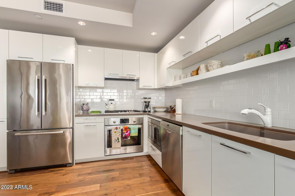 4422 N 75th Street - Photo 7