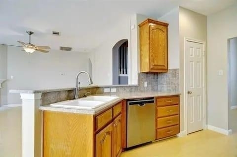 8729 Sunset Trace Drive - Photo 10