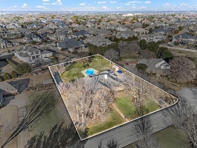 1000 Raven Bend Court - Photo 0