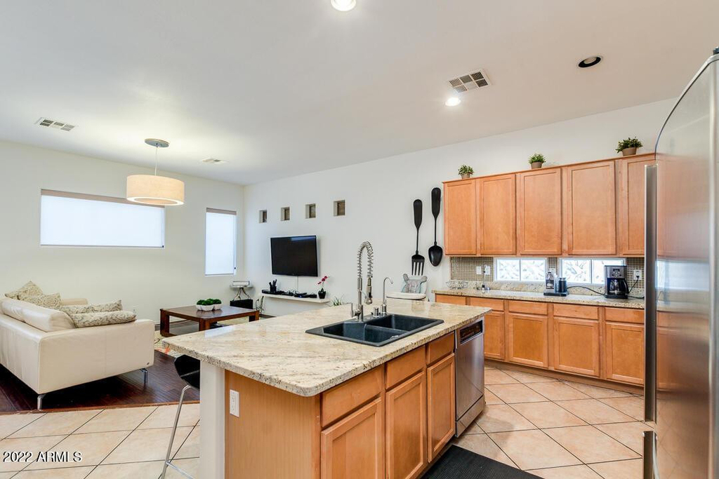 2037 W Periwinkle Way - Photo 11