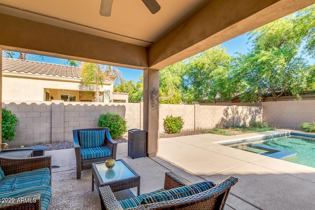 2037 W Periwinkle Way - Photo 40