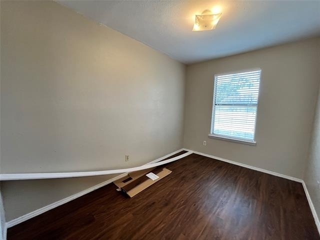 2526 W Prairie Street - Photo 5