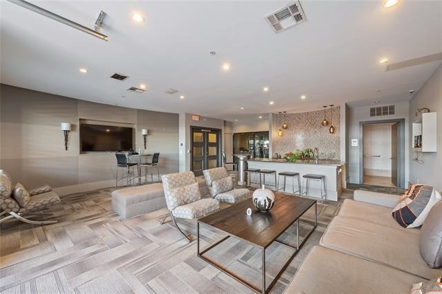 5609 Smu Boulevard - Photo 2