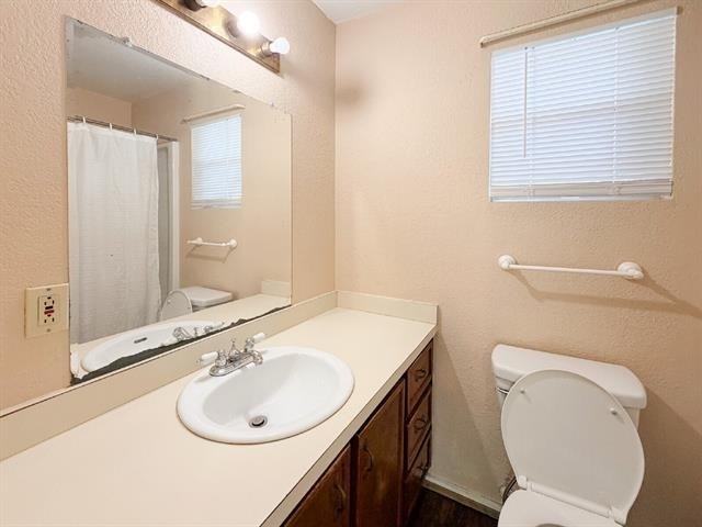 1705 N Robinson Street - Photo 12