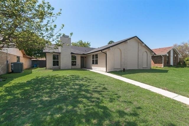 1656 Glenhill Lane - Photo 0