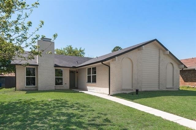 1656 Glenhill Lane - Photo 2
