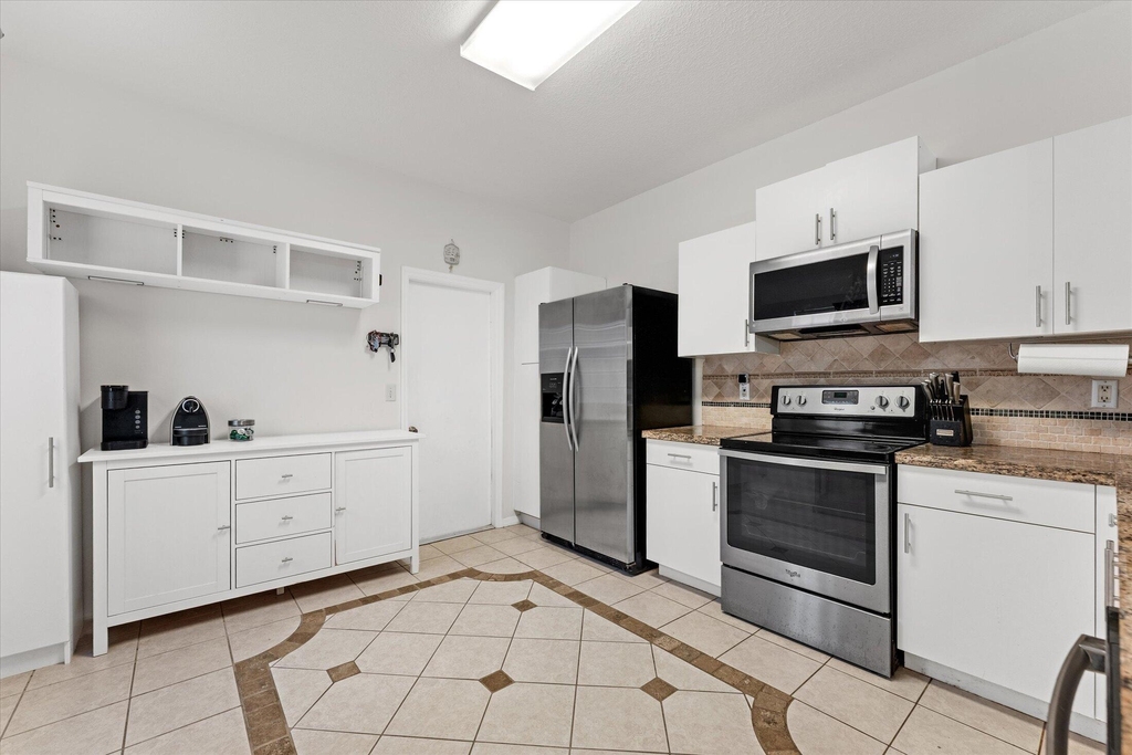 2264 Salerno Circle - Photo 5