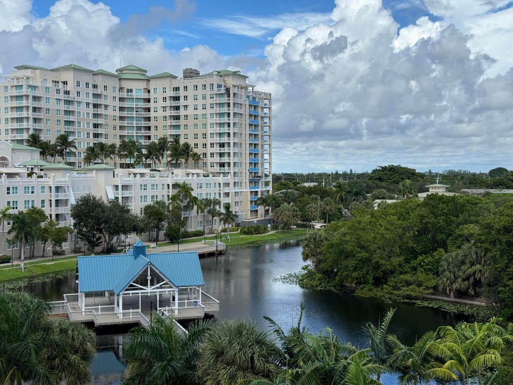 700 E Boynton Beach Boulevard - Photo 21