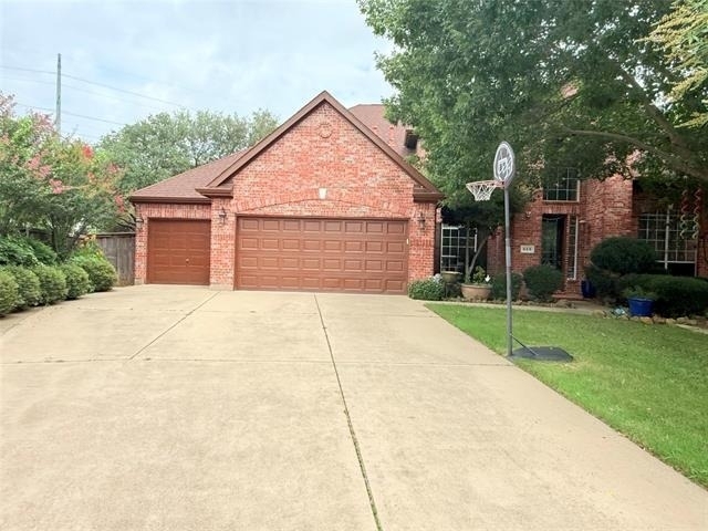 525 Abbey Court - Photo 0