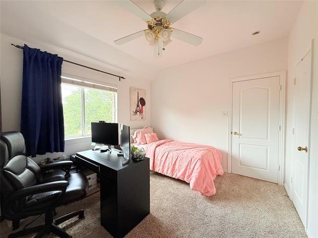 525 Abbey Court - Photo 18