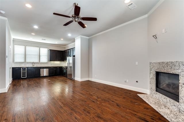 4323 Dickason Avenue - Photo 3