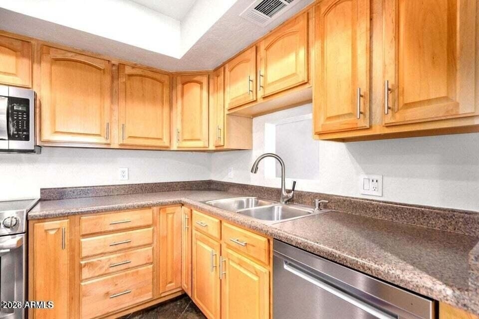 1530 S River Drive - Photo 4