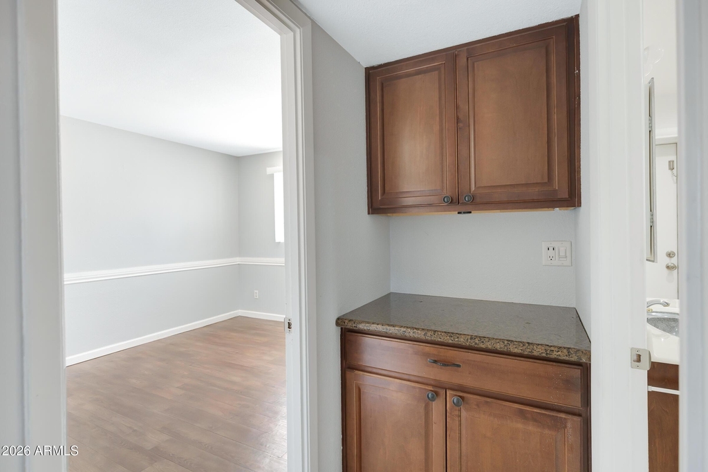1627 E Fremont Drive - Photo 27