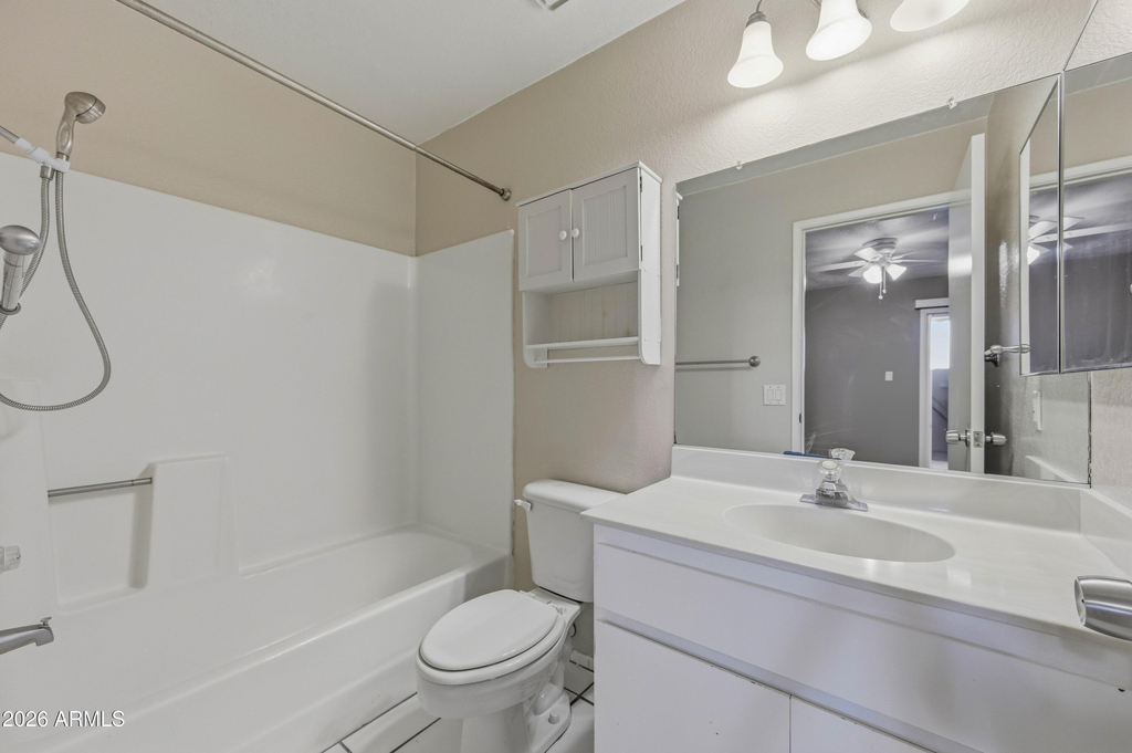 501 W Yukon Drive - Photo 21