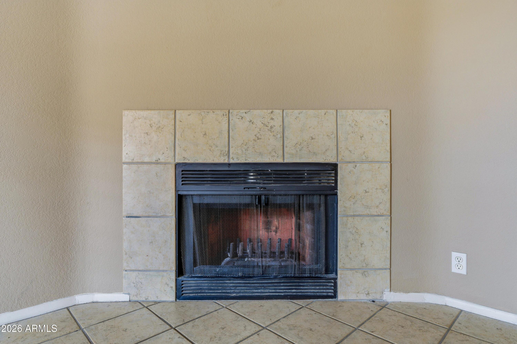 501 W Yukon Drive - Photo 6