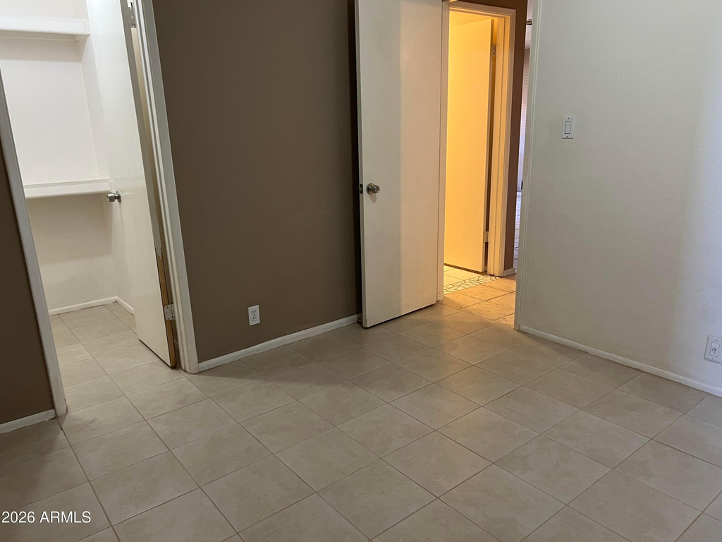 501 W Yukon Drive - Photo 22