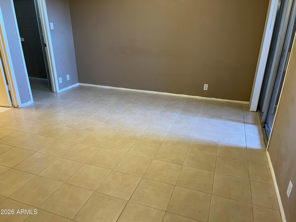 501 W Yukon Drive - Photo 17