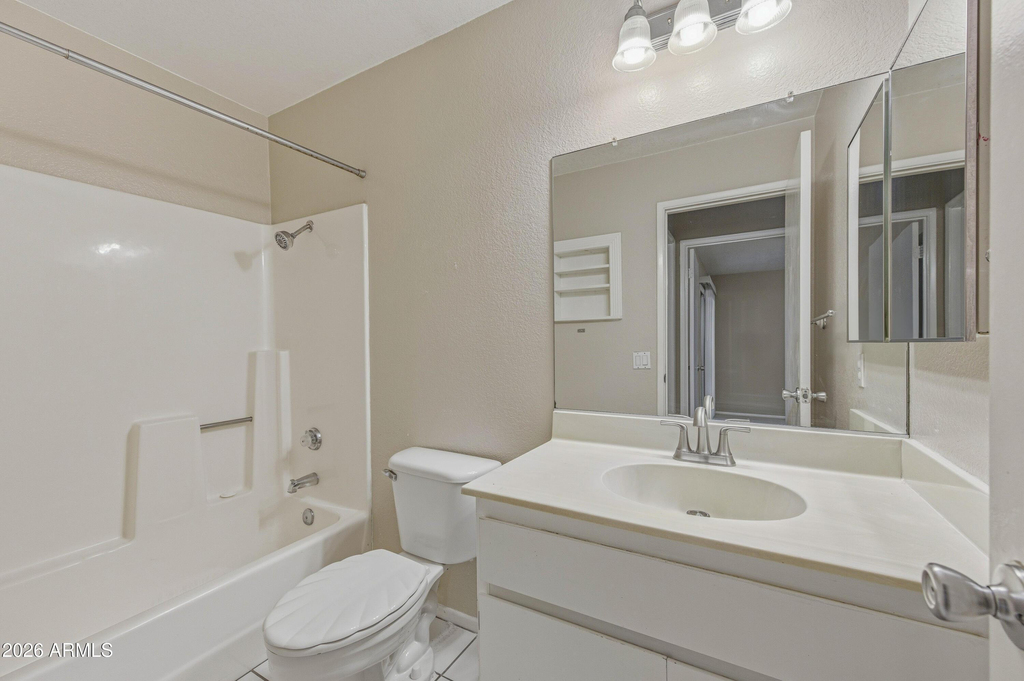 501 W Yukon Drive - Photo 15
