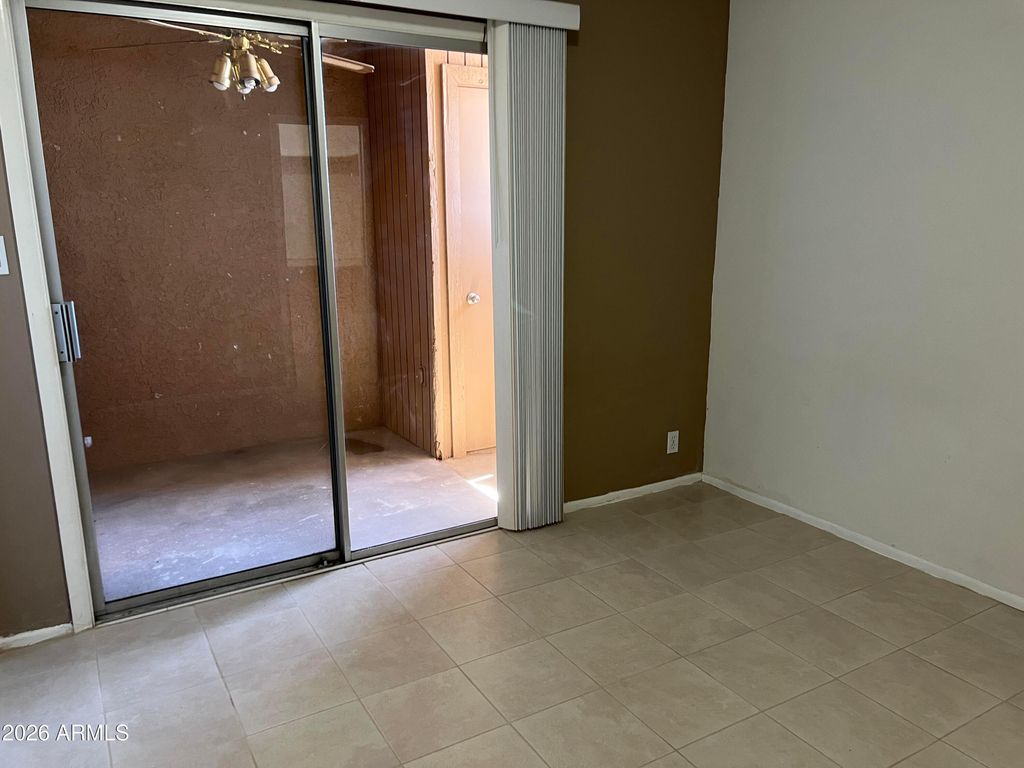 501 W Yukon Drive - Photo 24