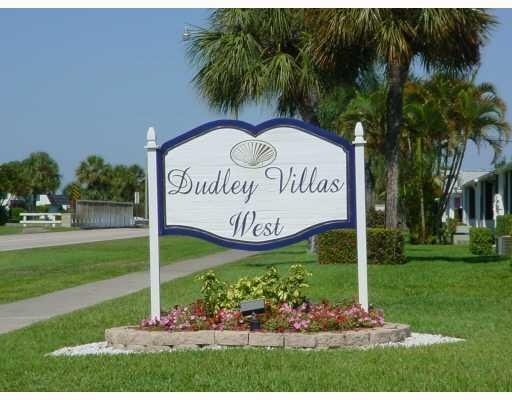2556 E Dudley Dr Drive E - Photo 5
