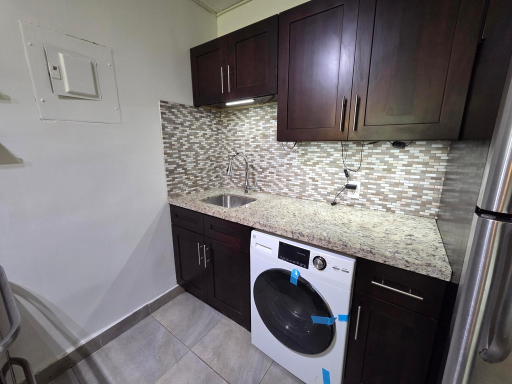 720 Ne 2nd Street - Photo 3